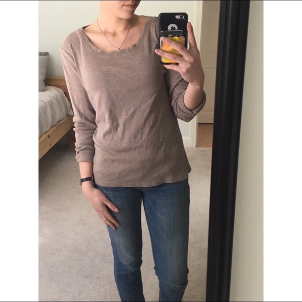 GAP long sleeve top